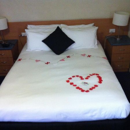 Poet'S Recall Motel Gundagai Bagian luar foto