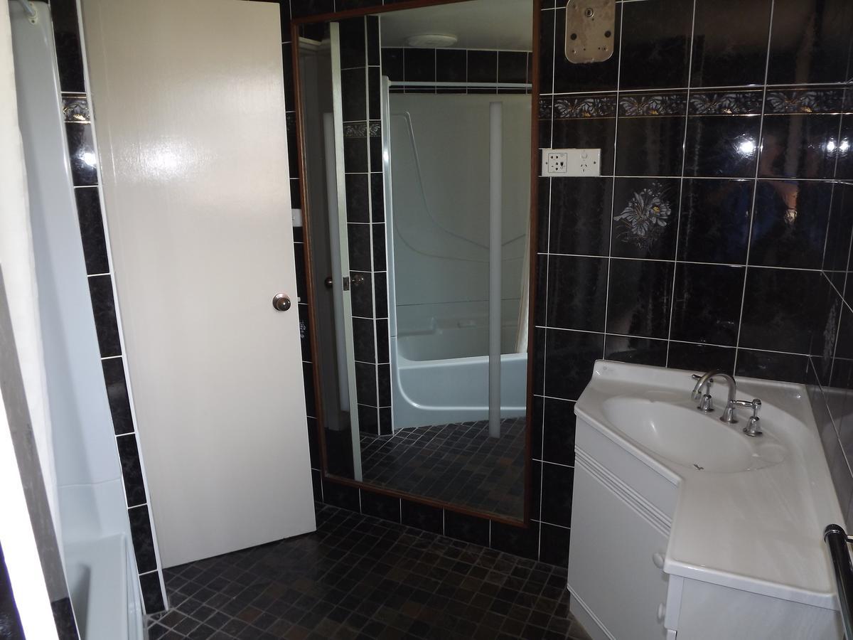 Poet'S Recall Motel Gundagai Bagian luar foto